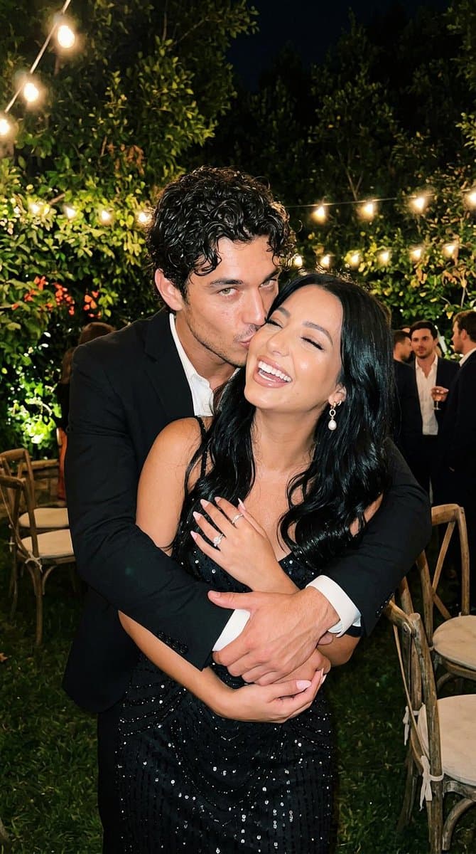 Candid Garden Party Couple Photo — example 1