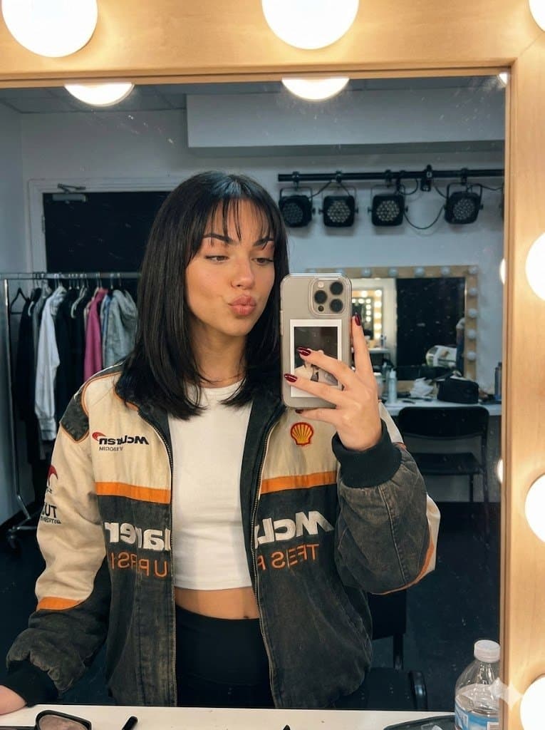 Indoor Makeup Room Mirror Selfie — example 1