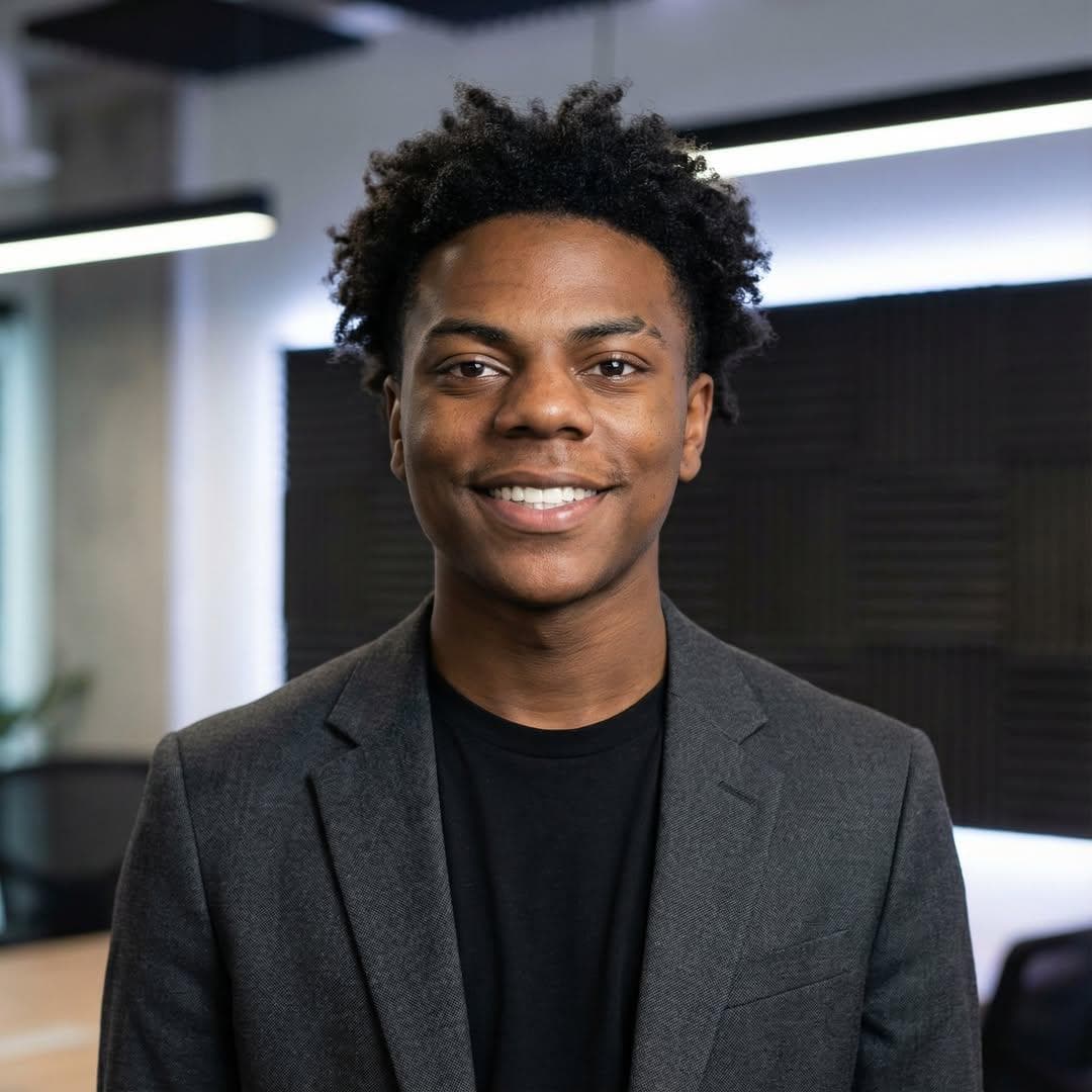 Ultra-Realistic Professional Headshot for Creator Economy — example 3
